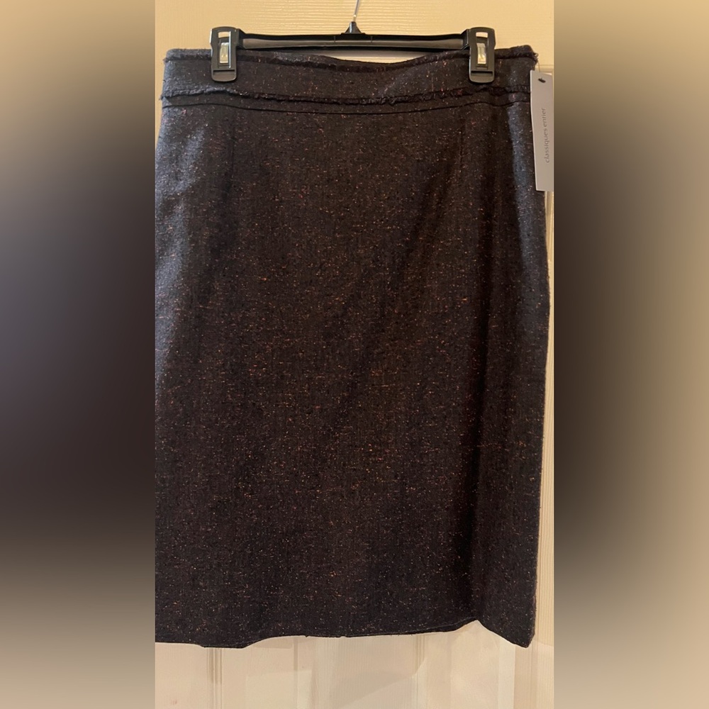 New Classiques Entier Dark Textured Pencil Skirt retail $168 from Nordstrom